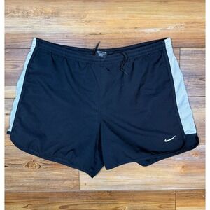 Nike Team Dri-FIT Running Shorts Mens Medium Black White Mesh Athletic Gym 3.5in
